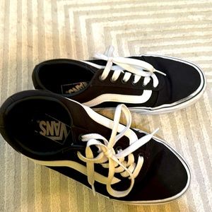 Women’s vans